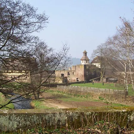 Burggarten 아파트 *