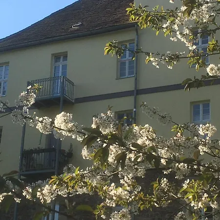Burggarten 아파트 *
